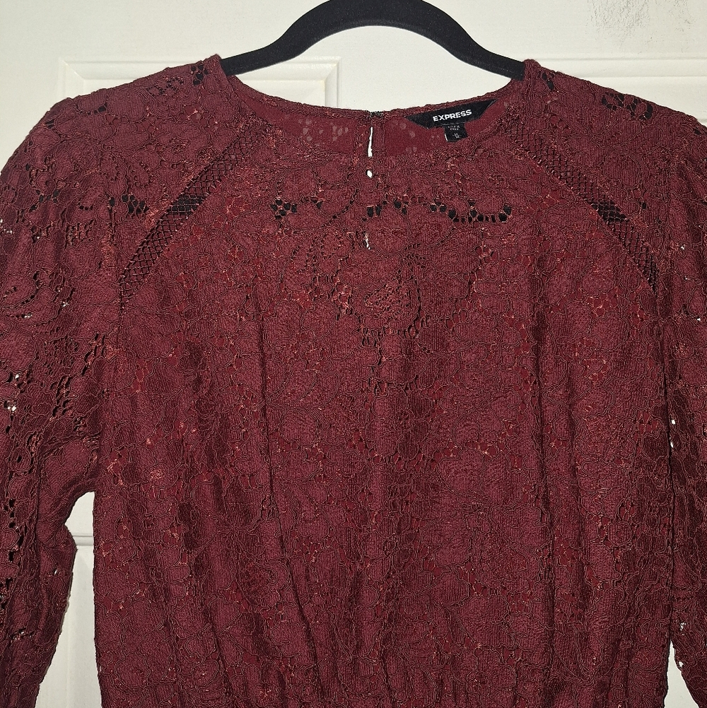 Express Peplum Lace Blouse - Picture 5 of 11